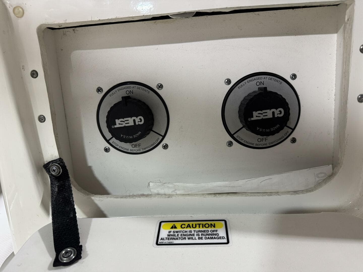 2004 Sea Ray 320 Sun Dancer