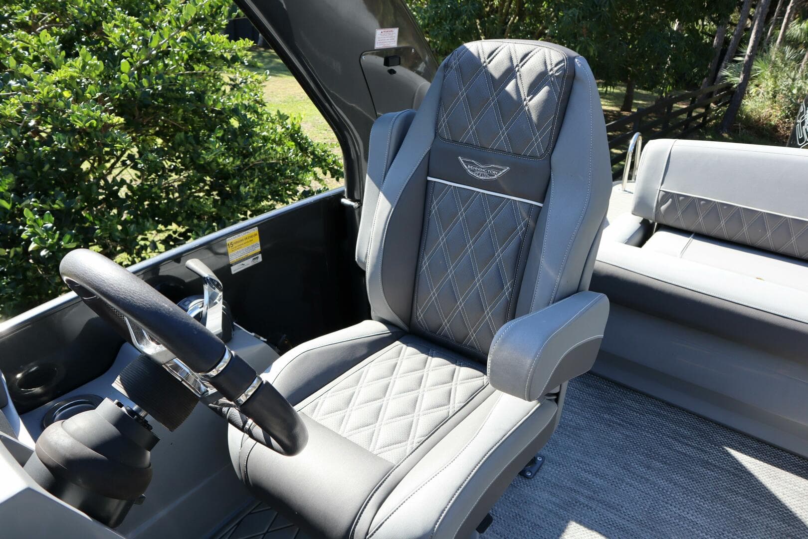 2021 Bennington RX25 Sport