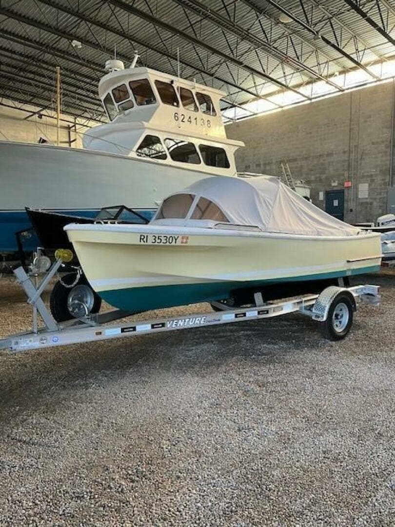 WEE LASS Profile On Trailer