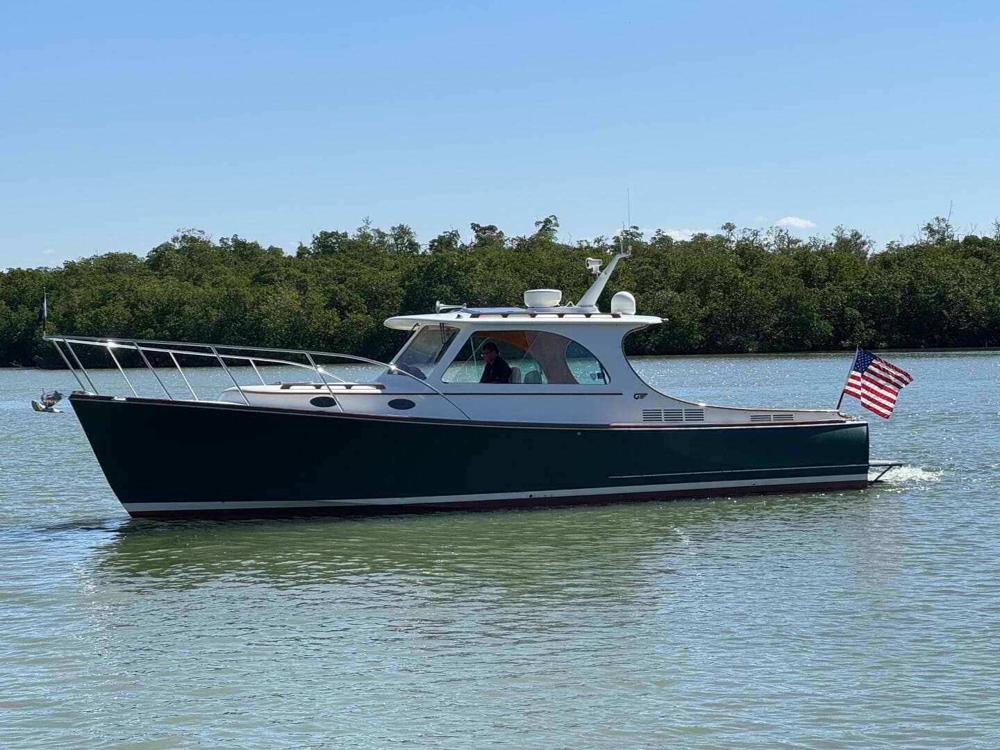 2014 Hinckley Picnic Boat 37 MKIII