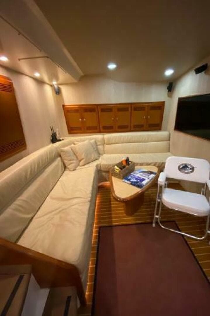 2004 Cabo 45 Express Los Suenos Edition