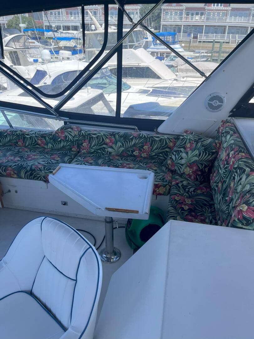 1990 Jefferson 43 Sundeck