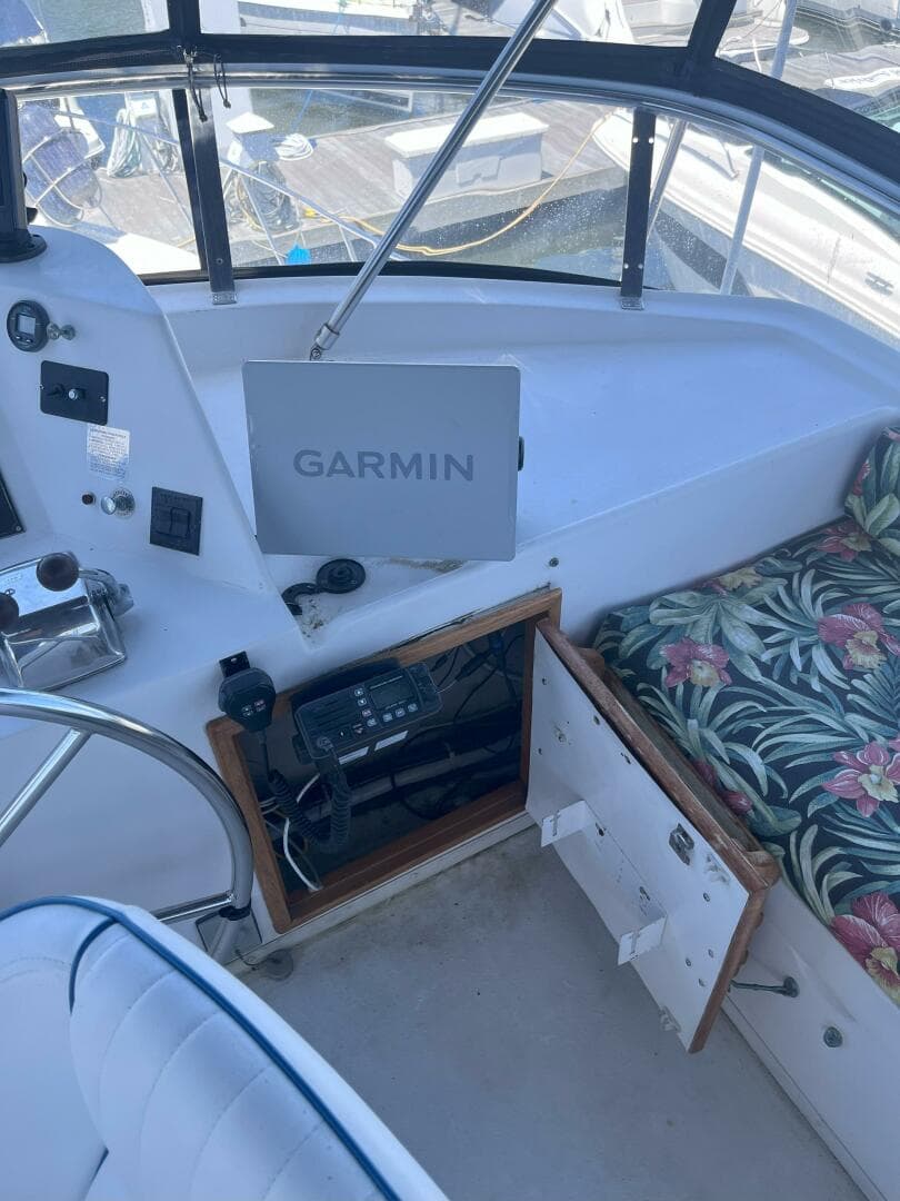 1990 Jefferson 43 Sundeck