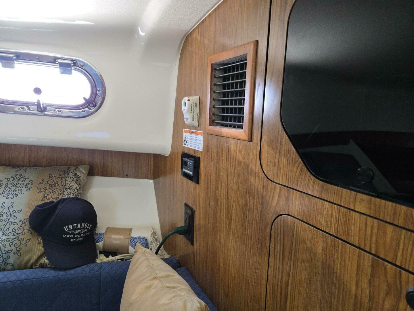 2013 Pursuit 345 Offshore