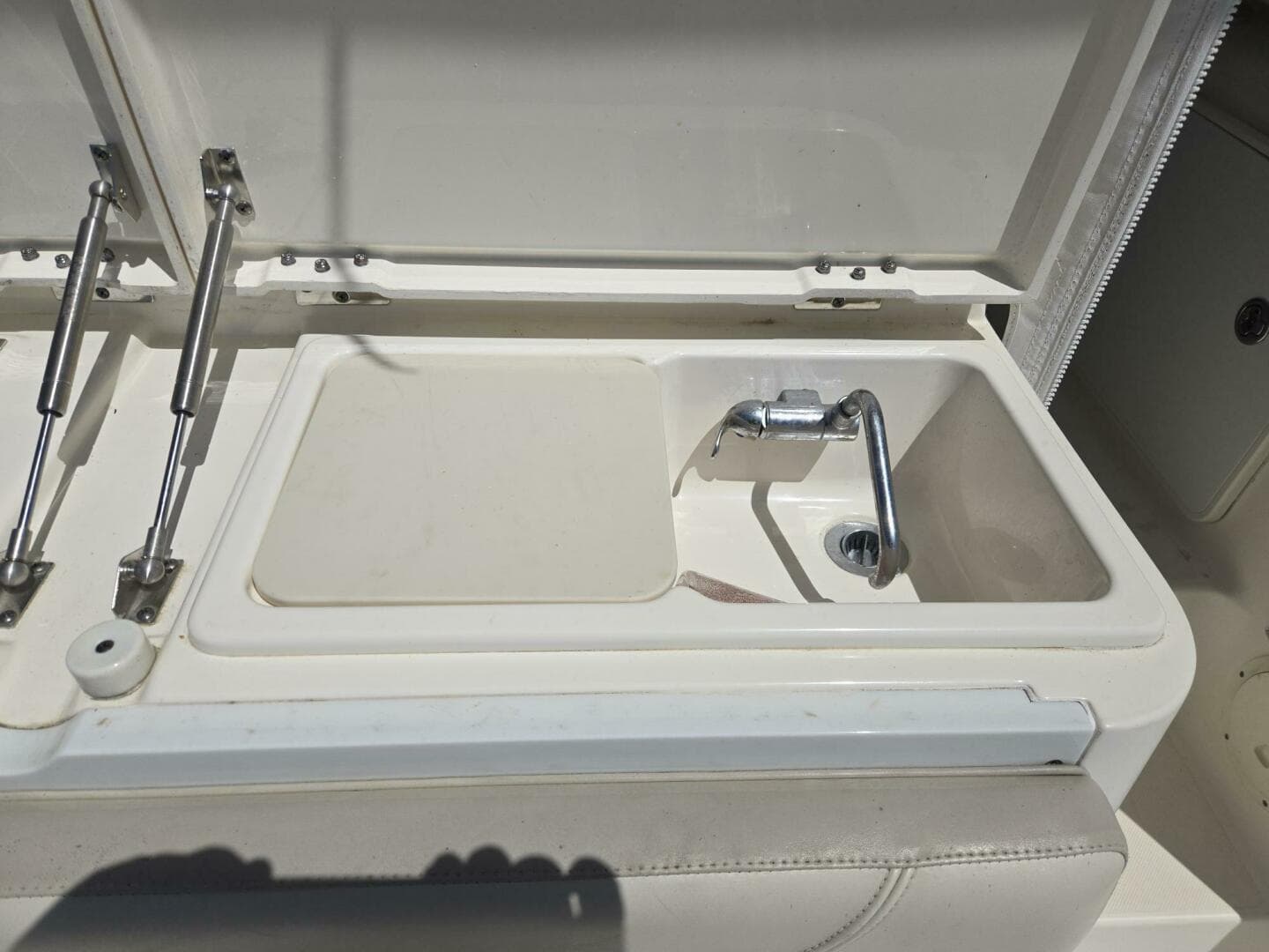 2013 Pursuit 345 Offshore