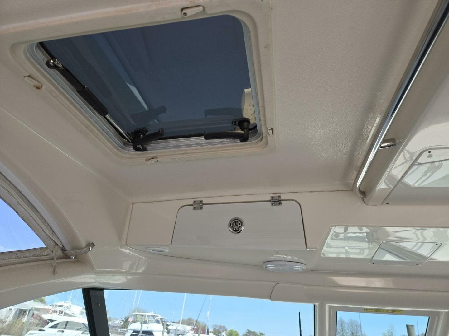 2013 Pursuit 345 Offshore