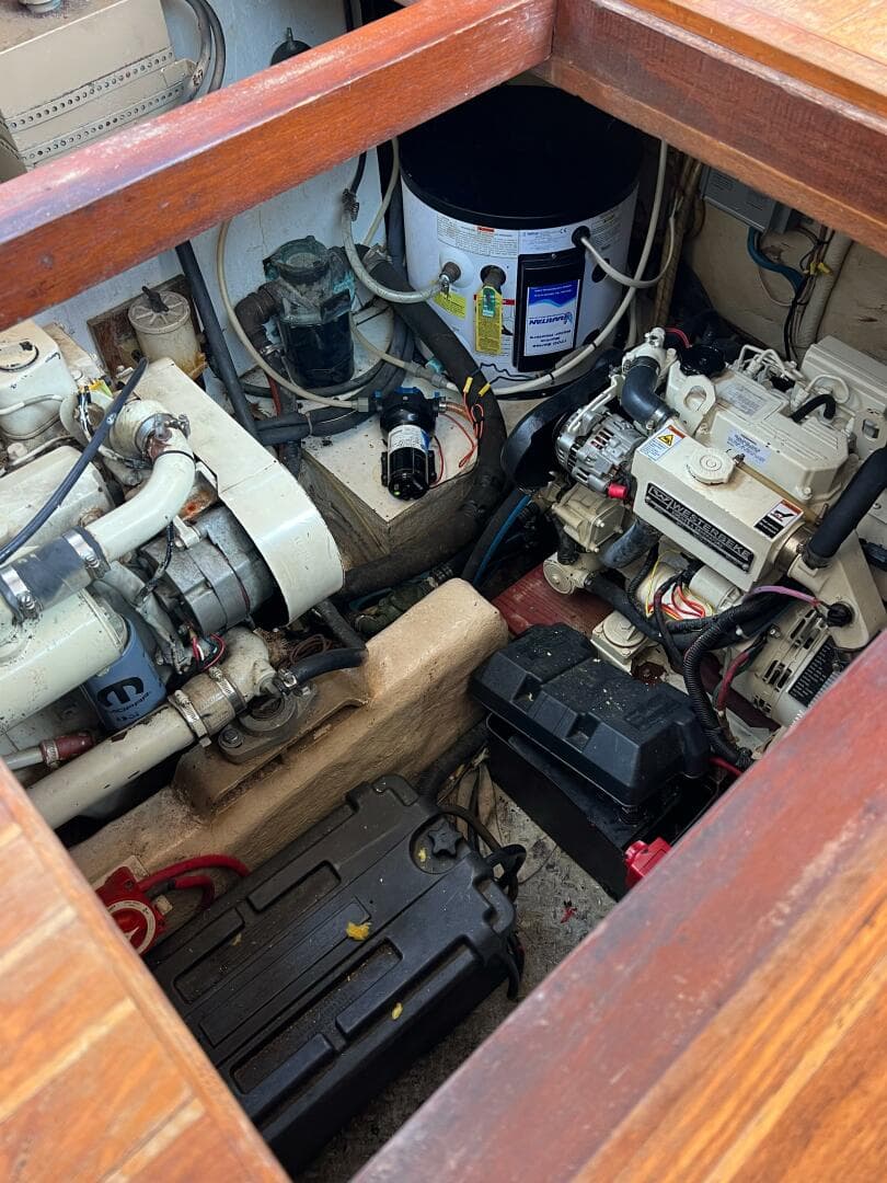 1987 Albin 43 Sundeck