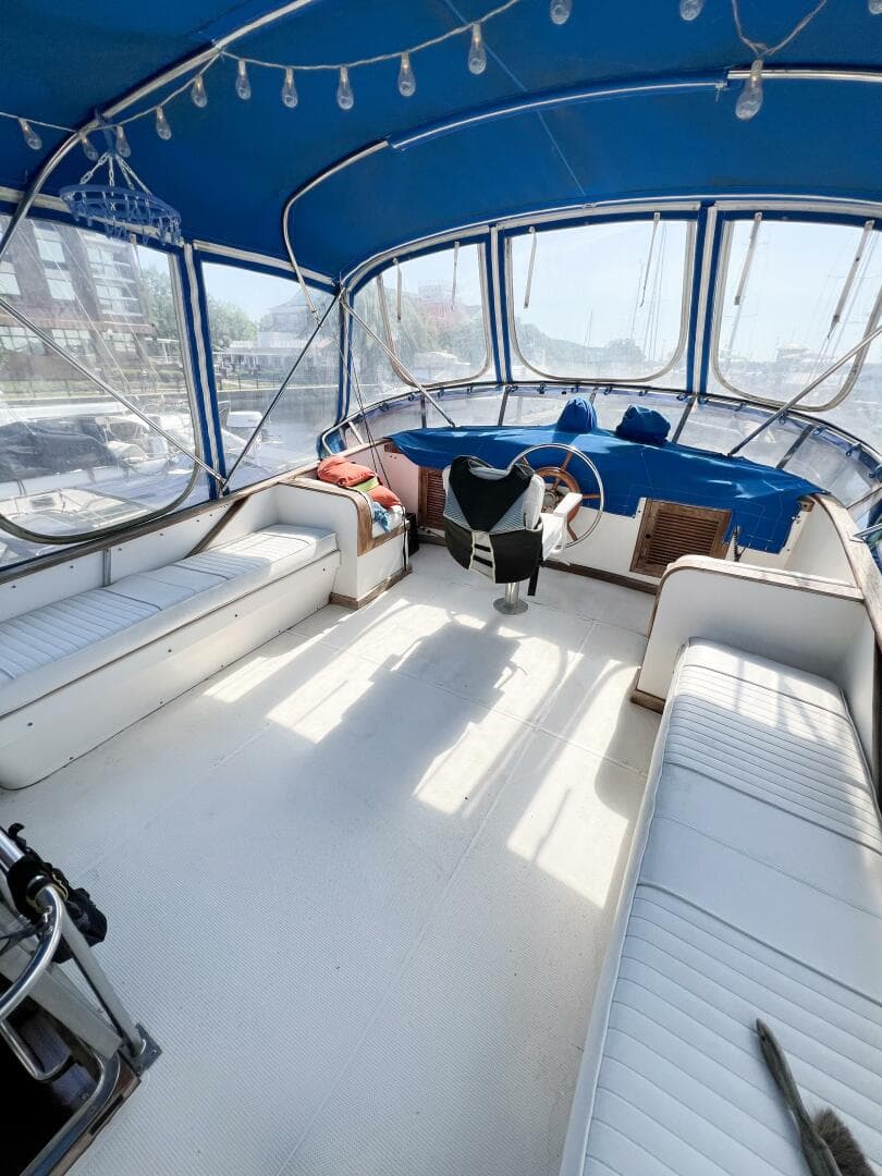 1987 Albin 43 Sundeck