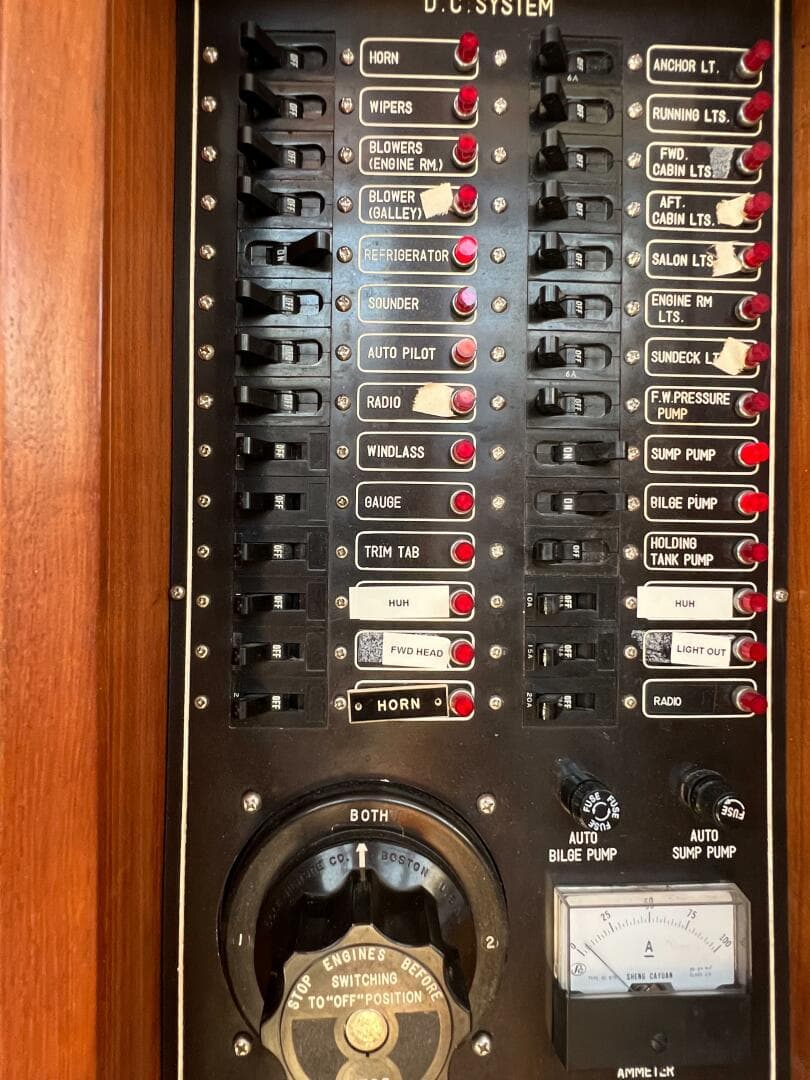 1987 Albin 43 Sundeck