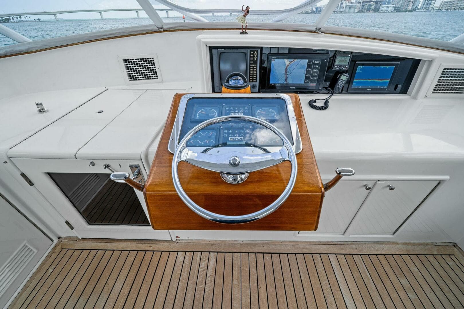 1999 Buddy Davis 52 Express 'Miss Josie'