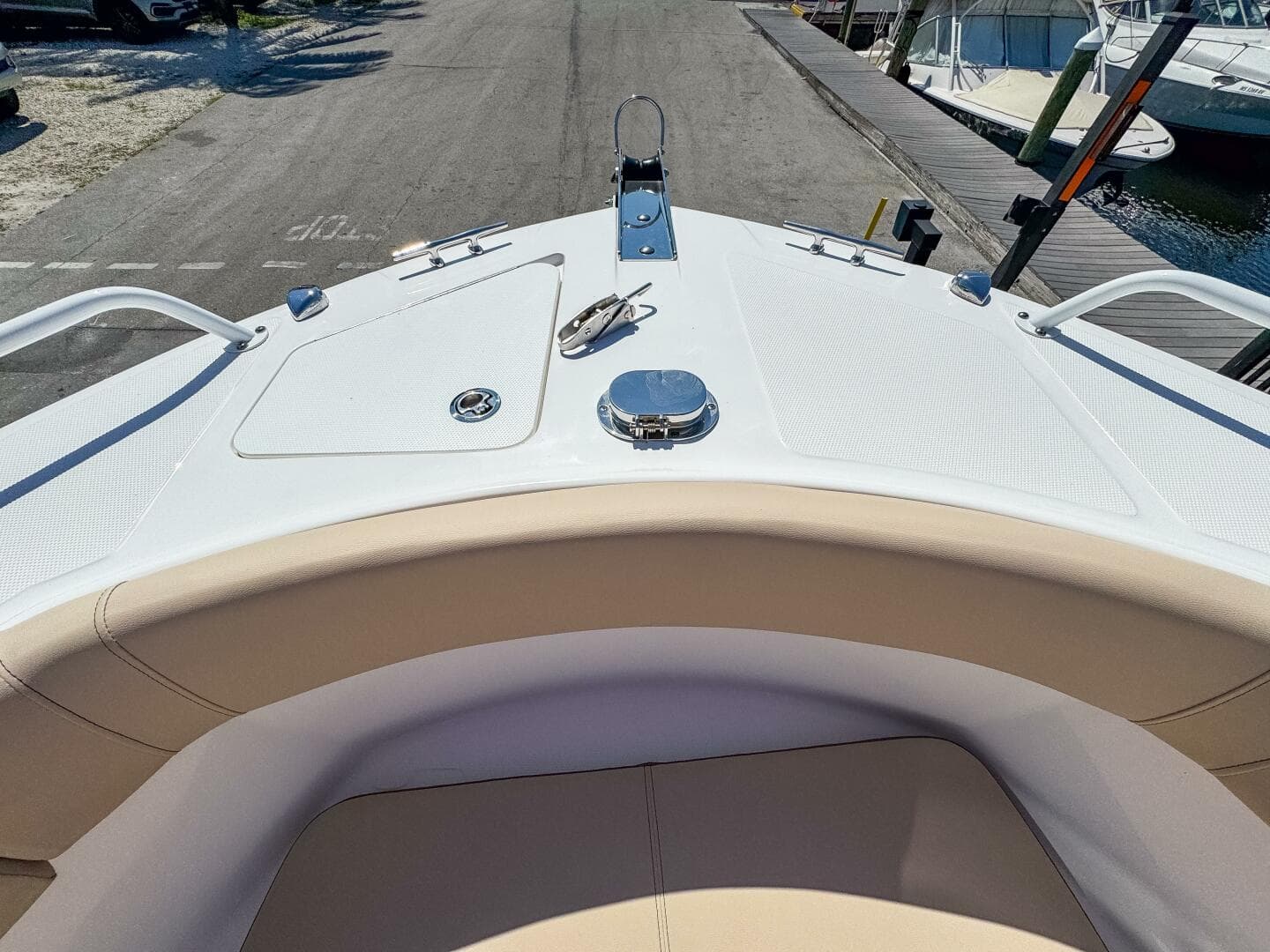 2025 Edgewater 208CC