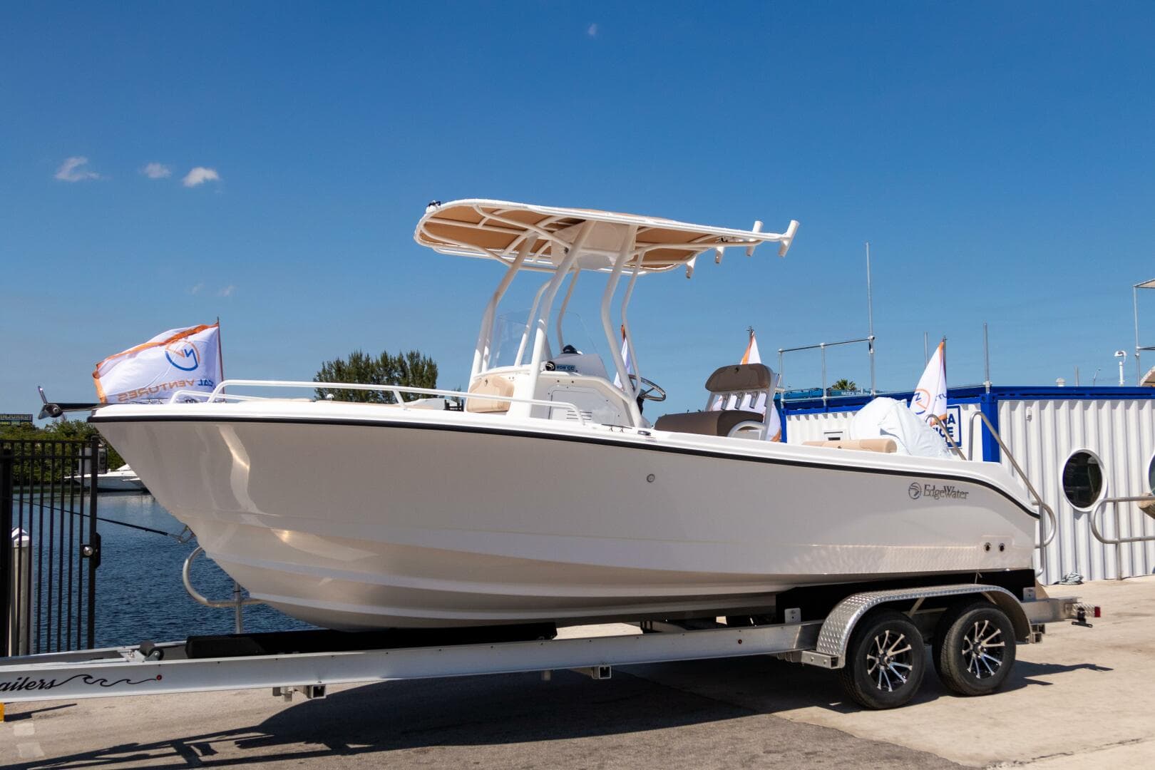 2025 Edgewater 208CC
