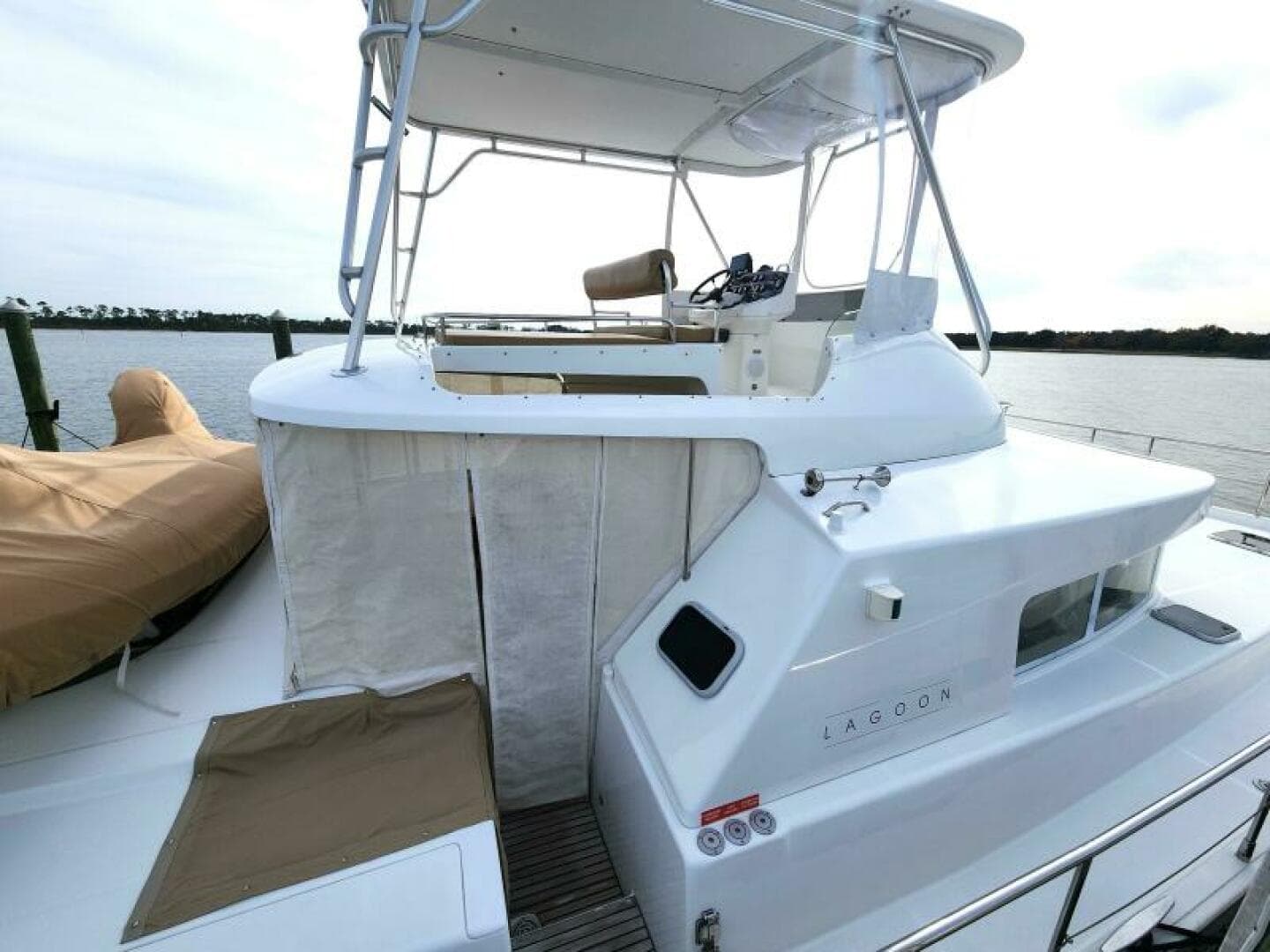 2002 Lagoon PC