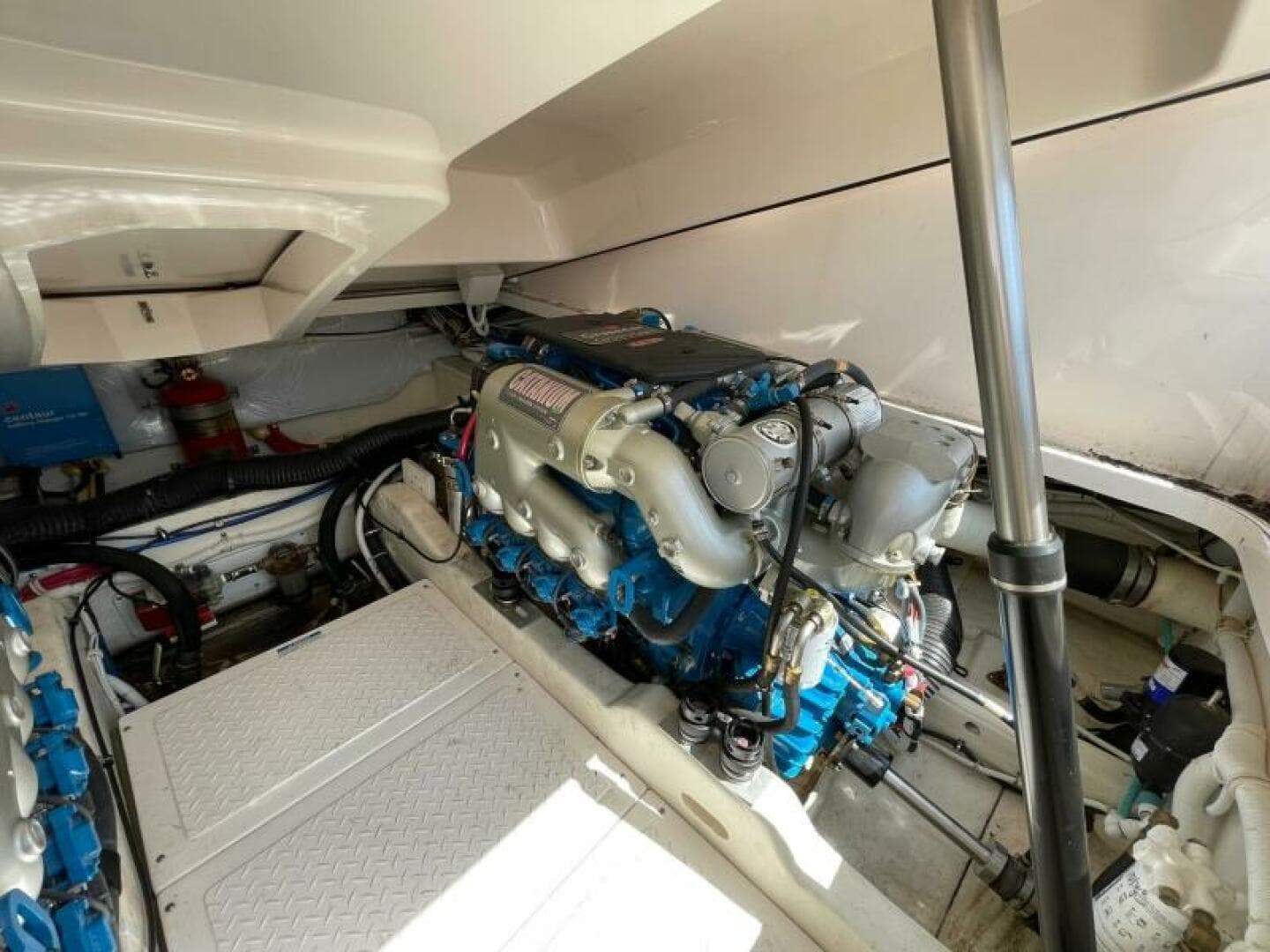 2012 Tiara Yachts 3100 Coronet