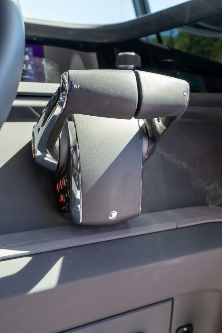 2025 Axopar Cross Cabin