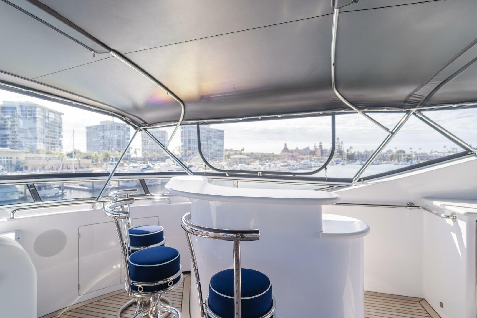 2011 President Sterling Tri-Deck