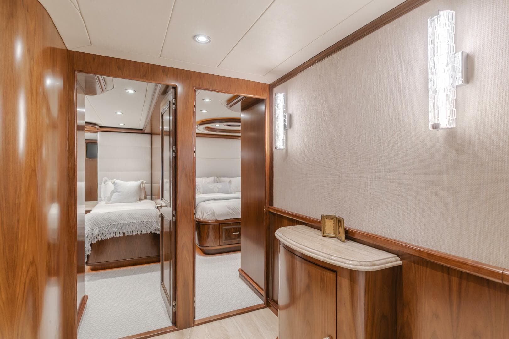 2011 President Sterling Tri-Deck