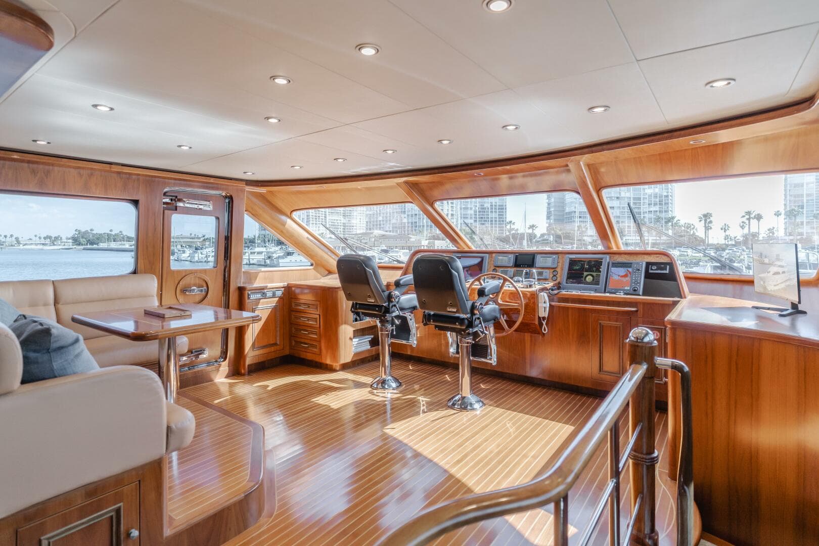 2011 President Sterling Tri-Deck