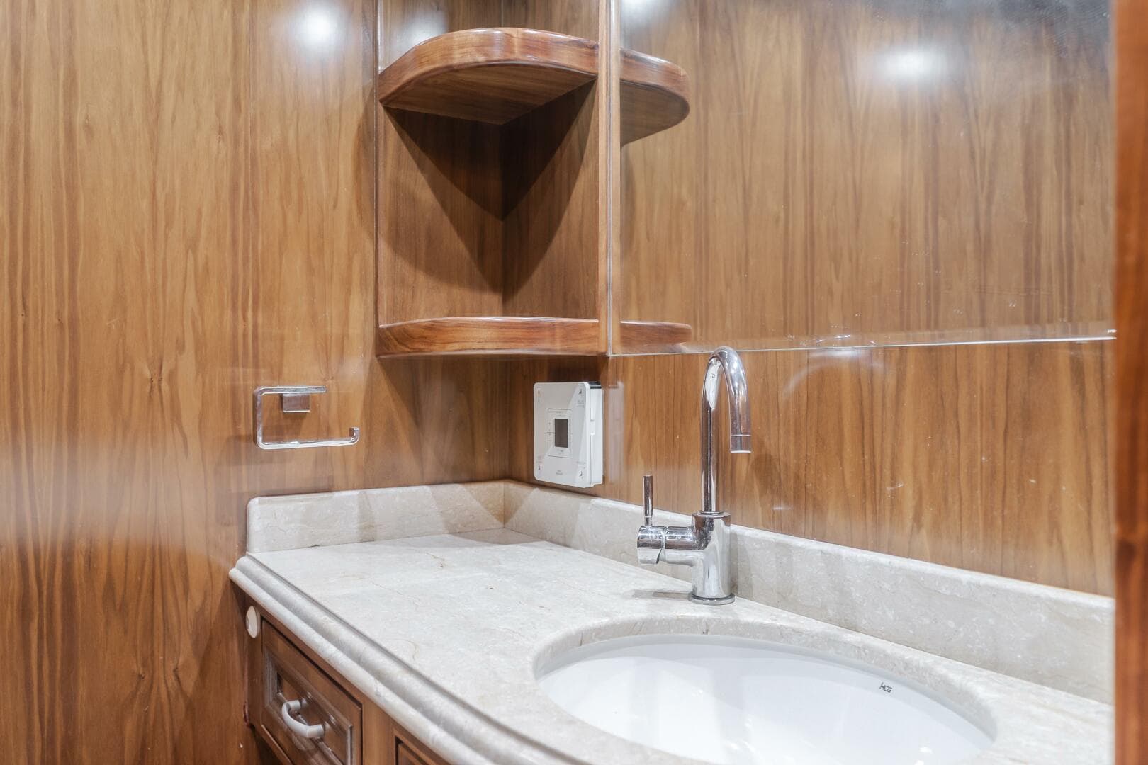 2011 President Sterling Tri-Deck