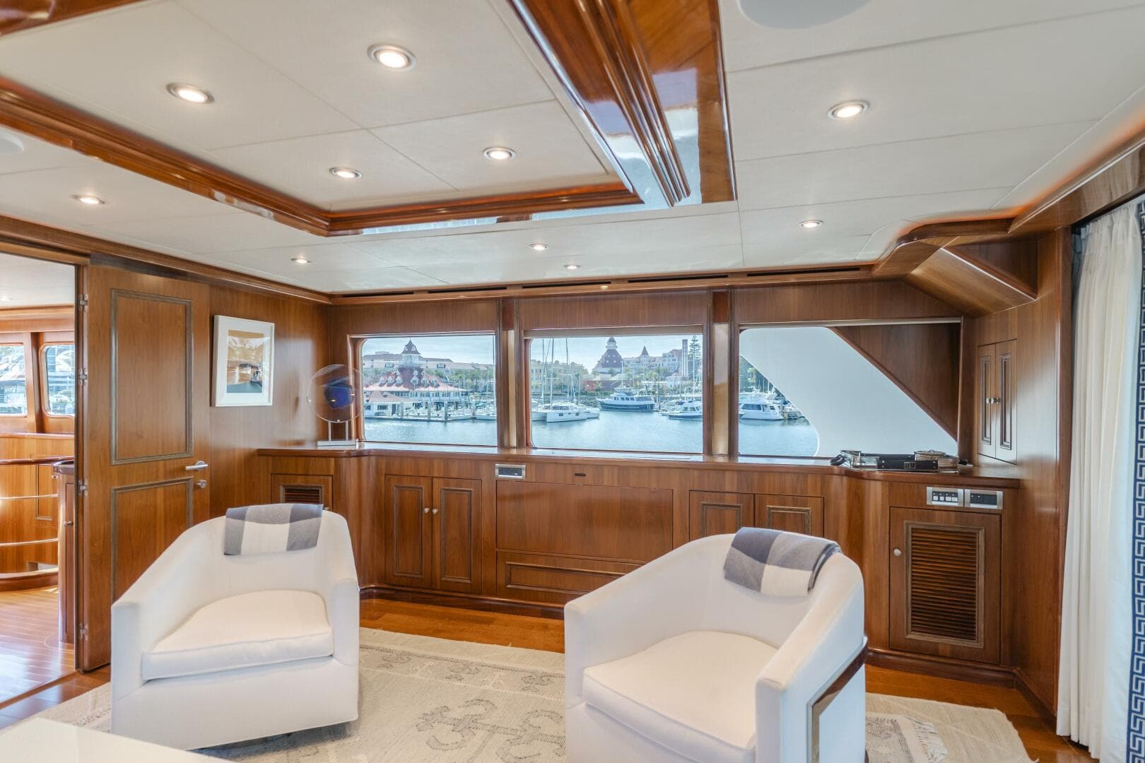 2011 President Sterling Tri-Deck