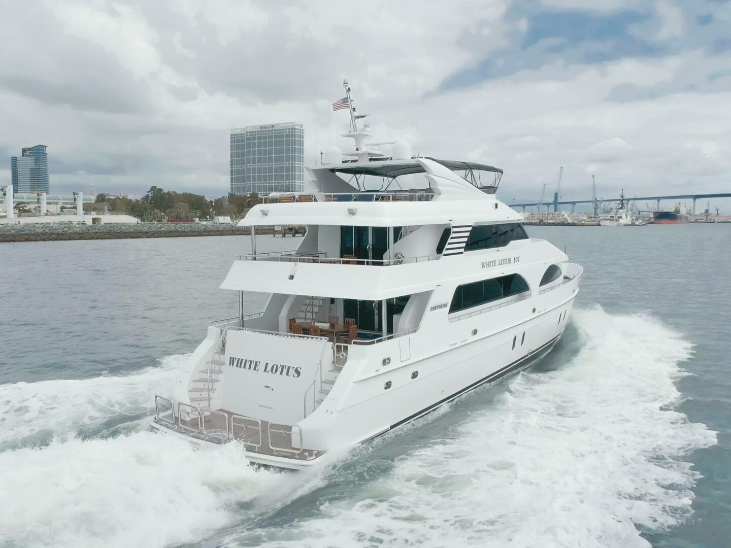 2011 President Sterling Tri-Deck