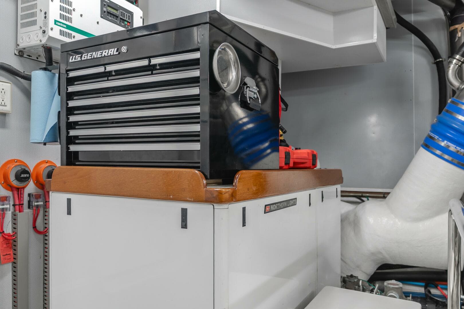 2011 President Sterling Tri-Deck