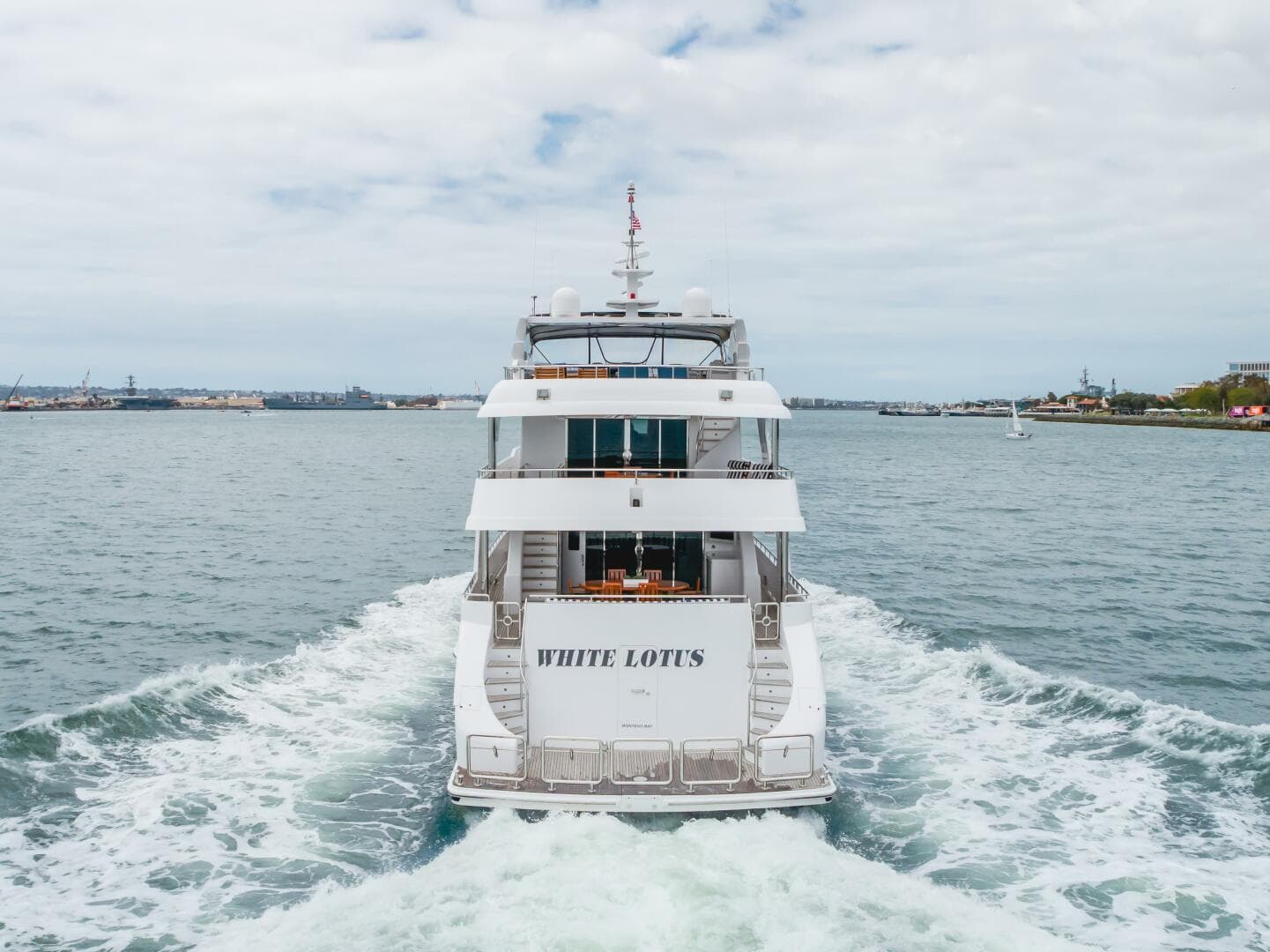 2011 President Sterling Tri-Deck