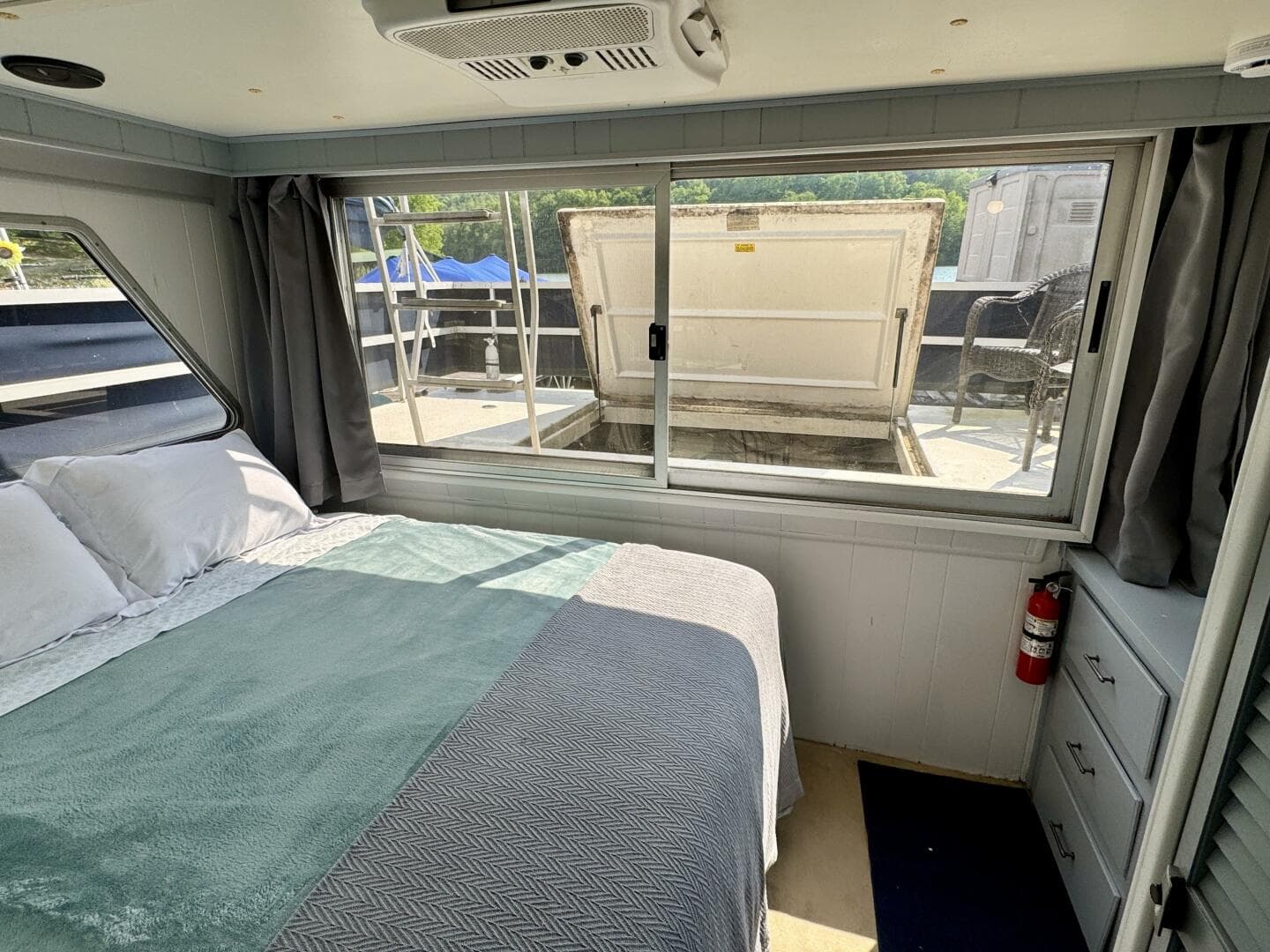 1987 Gibson 14 x 50 Standard