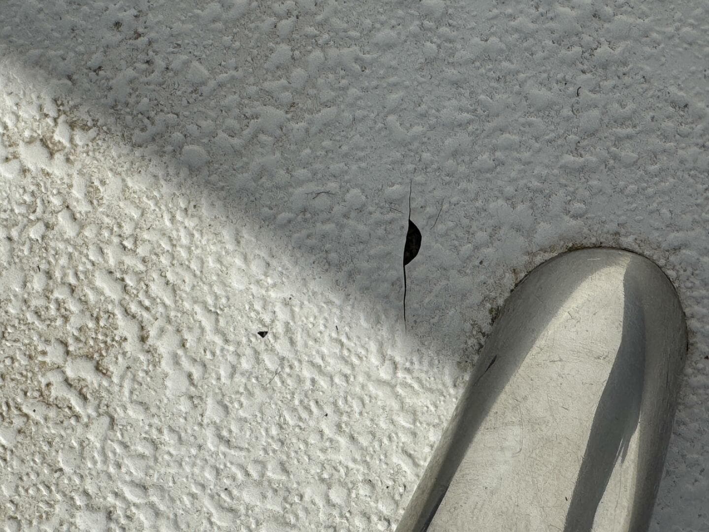 1994 Chaparral Signature 27 Cabin Cruiser