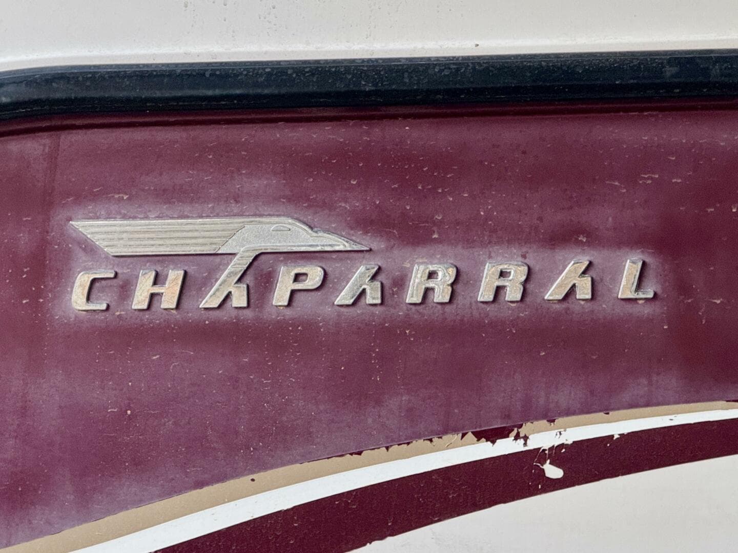 1994 Chaparral Signature 27 Cabin Cruiser