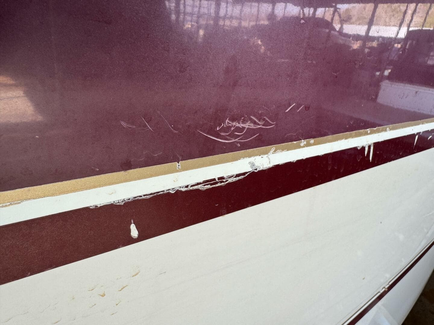 1994 Chaparral Signature 27 Cabin Cruiser