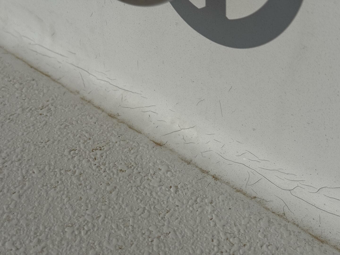 1994 Chaparral Signature 27 Cabin Cruiser