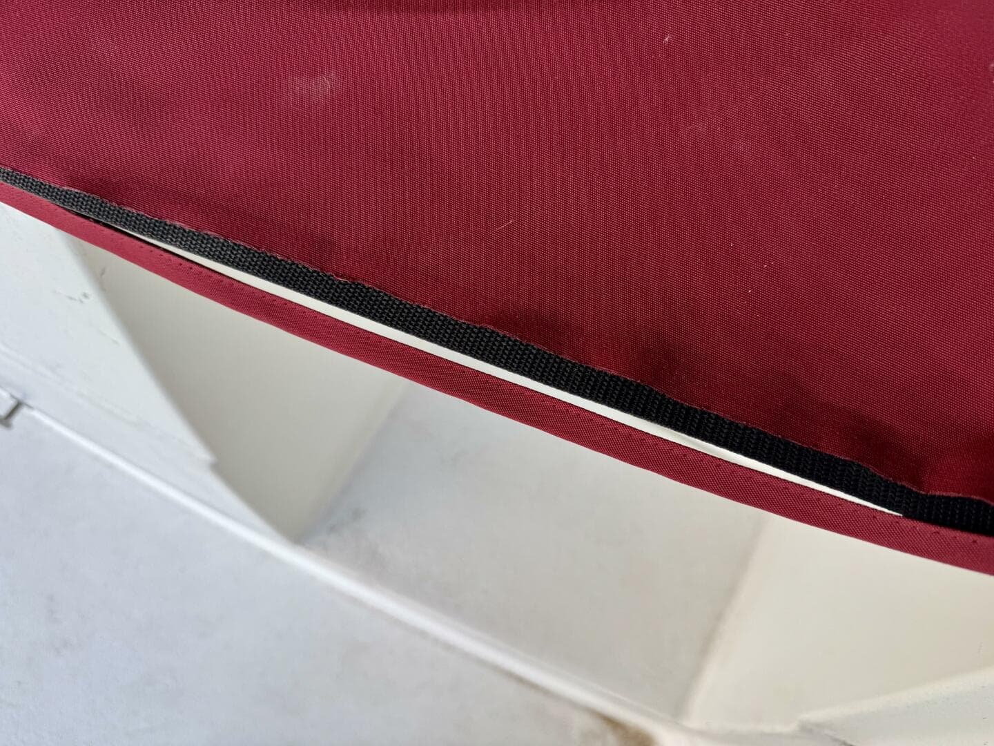 1994 Chaparral Signature 27 Cabin Cruiser