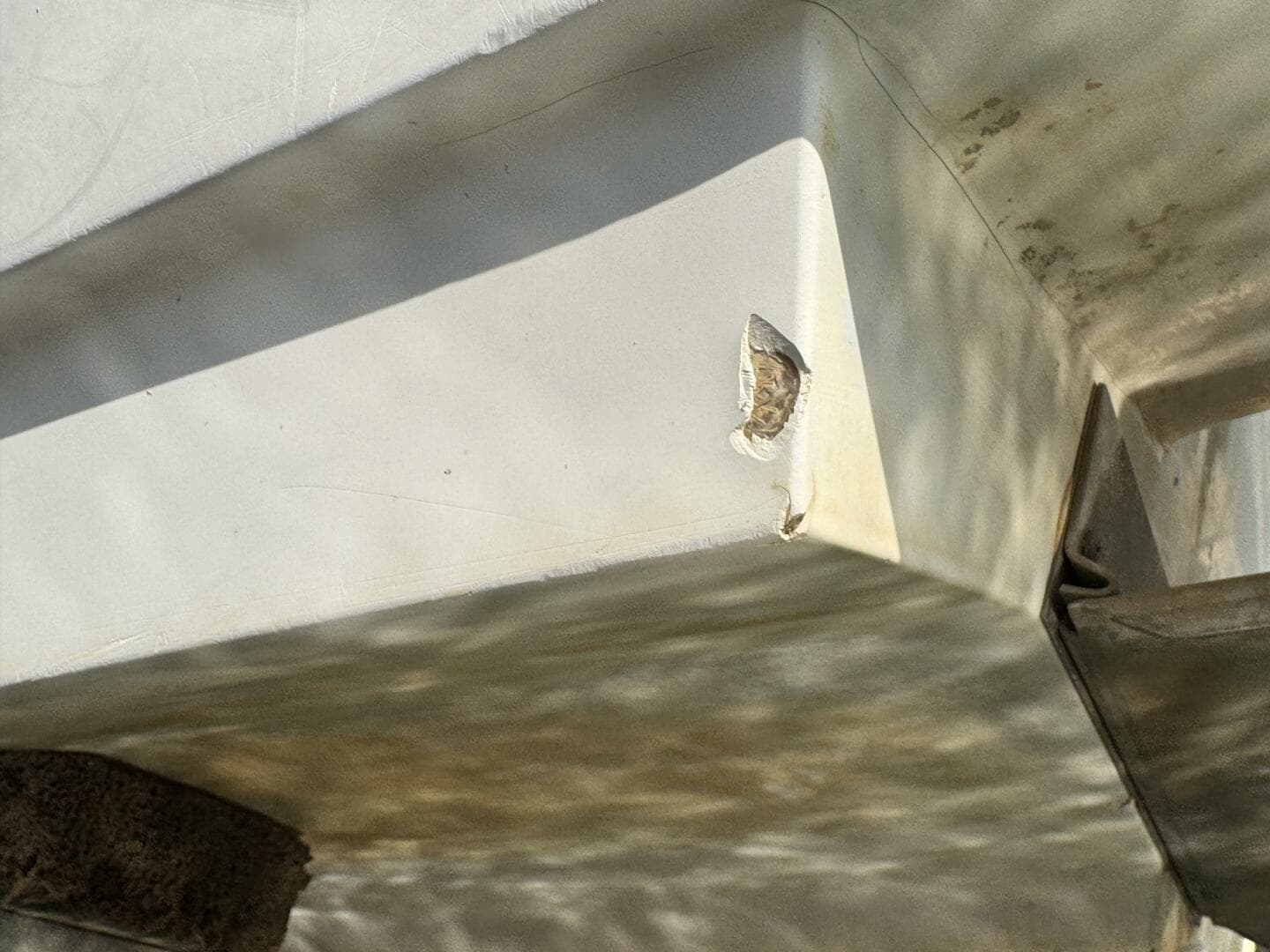 1994 Chaparral Signature 27 Cabin Cruiser