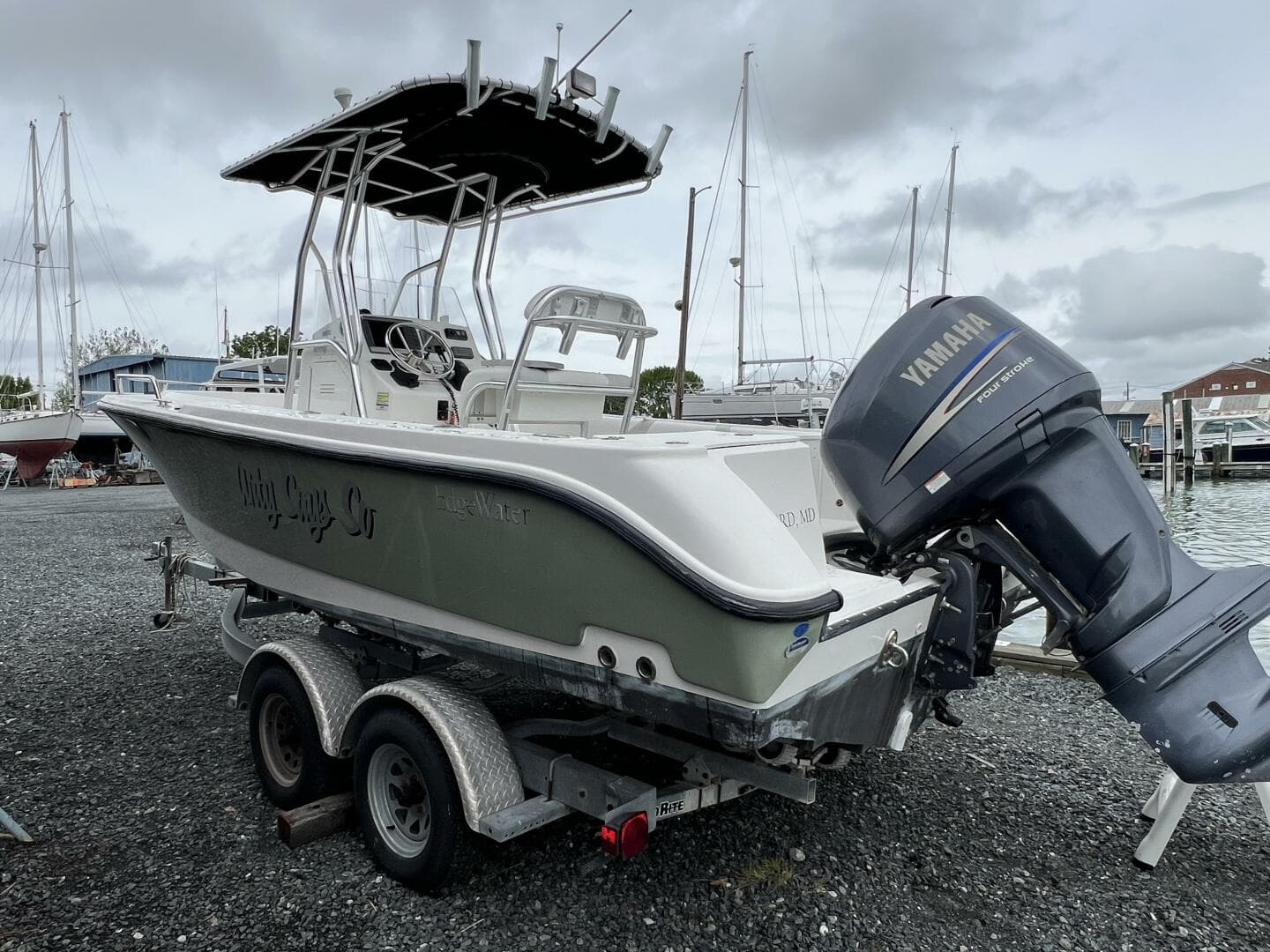 2011 Edgewater 205CC