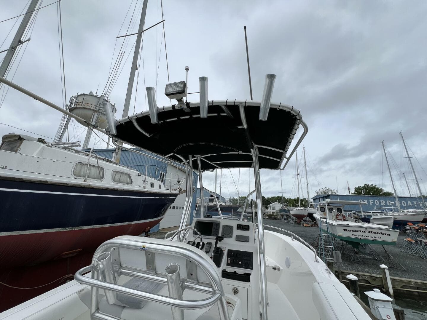 2011 Edgewater 205CC