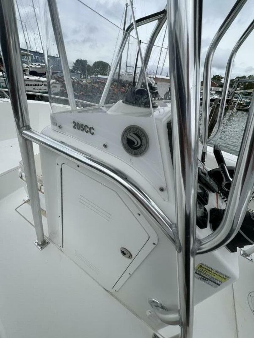 2011 Edgewater 205CC