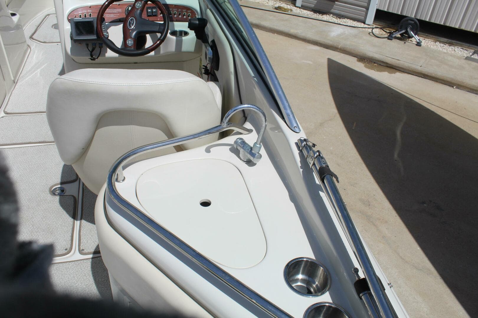 2008 Sea Ray 240 Sundeck