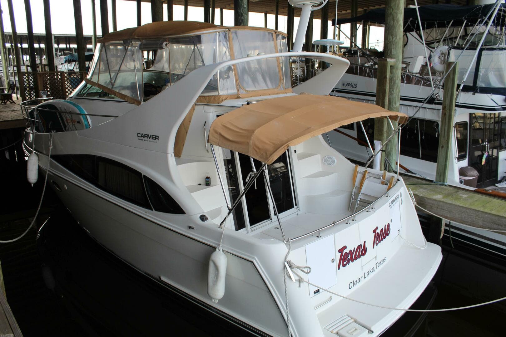 2004 Carver 360 Mariner