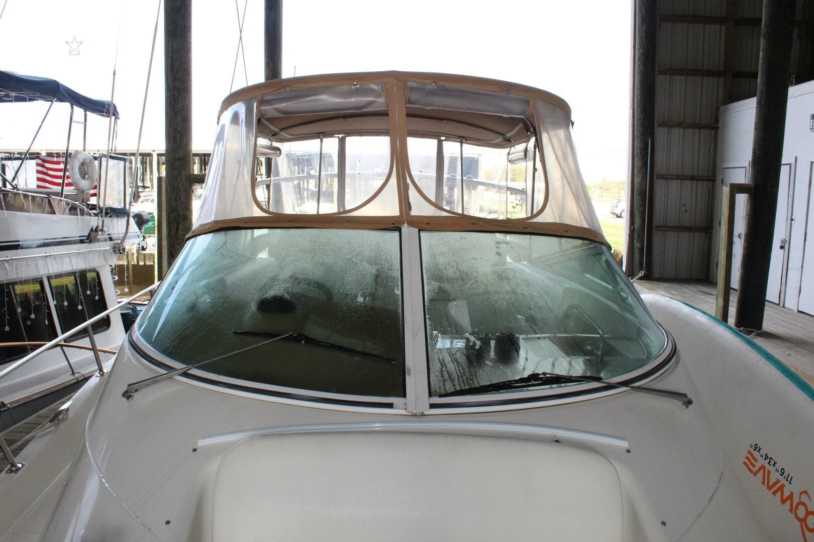 2004 Carver 360 Mariner