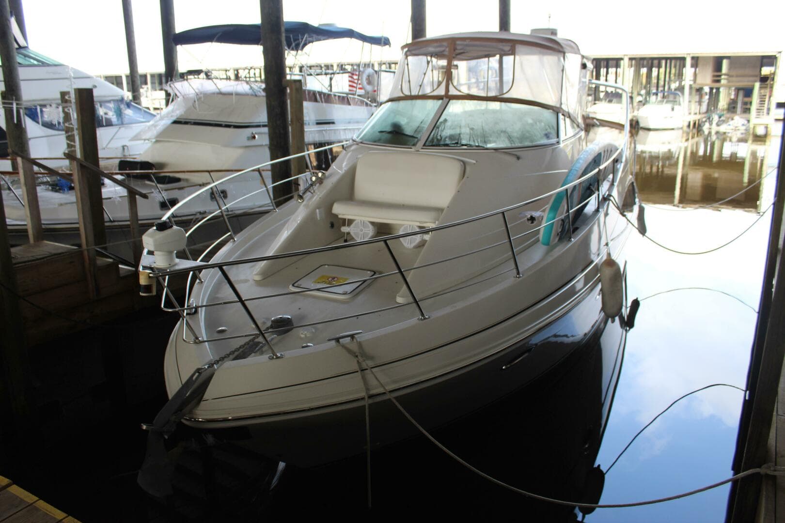 2004 Carver 360 Mariner