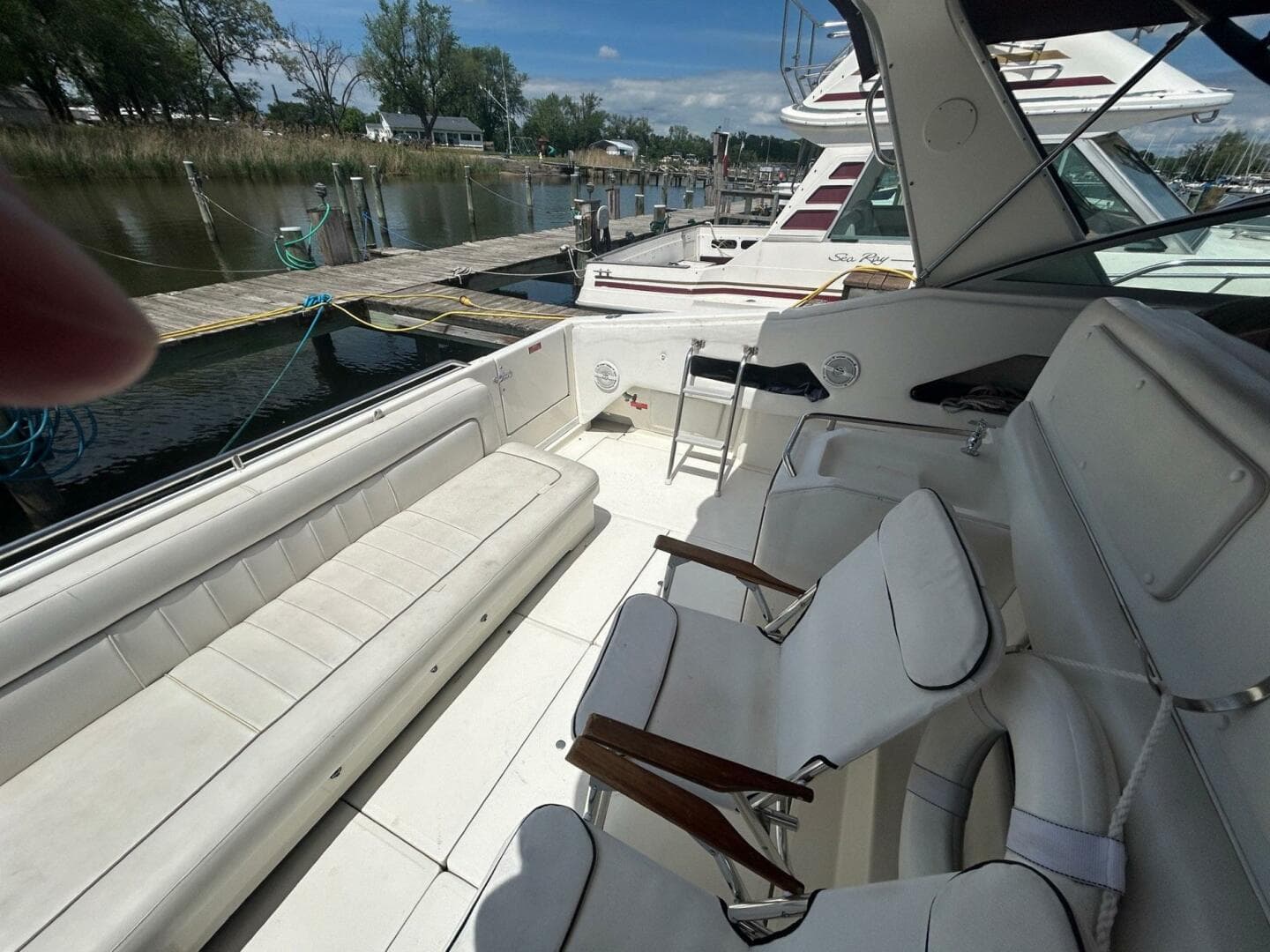 1994 Sea Ray 370 Sundancer