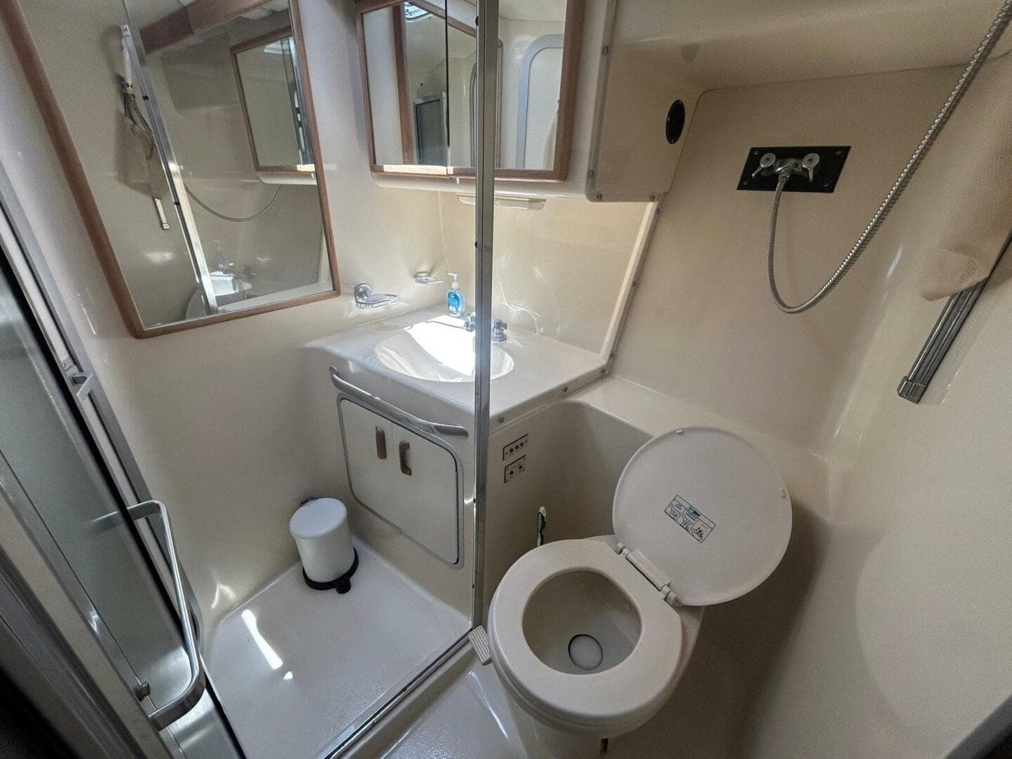 1994 Sea Ray 370 Sundancer