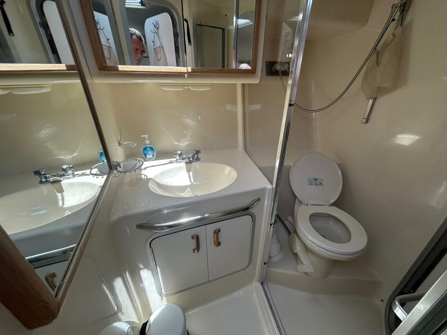 1994 Sea Ray 370 Sundancer