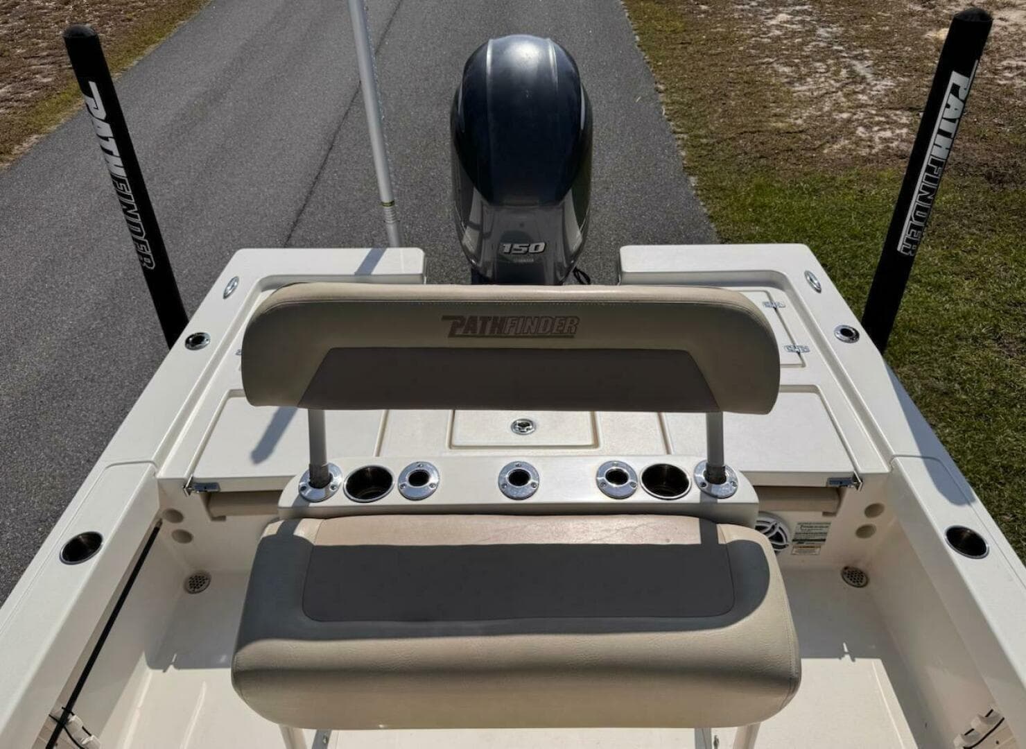 2017 Pathfinder 2200 TRS