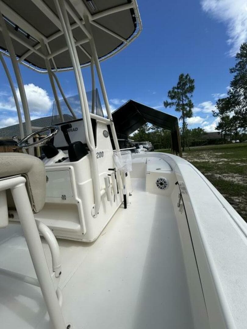 2017 Pathfinder 2200 TRS