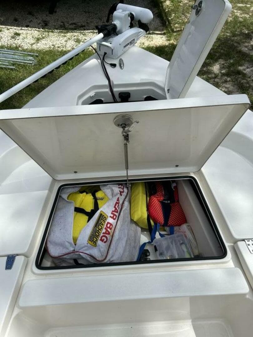 2017 Pathfinder 2200 TRS