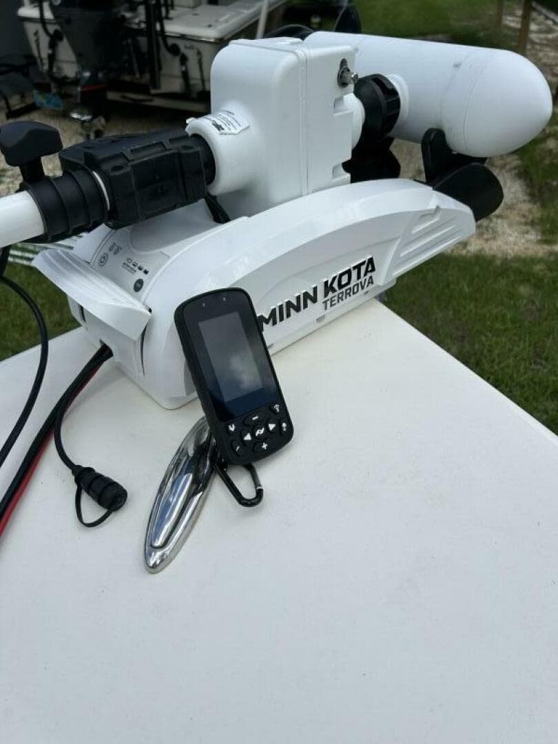 2017 Pathfinder 2200 TRS