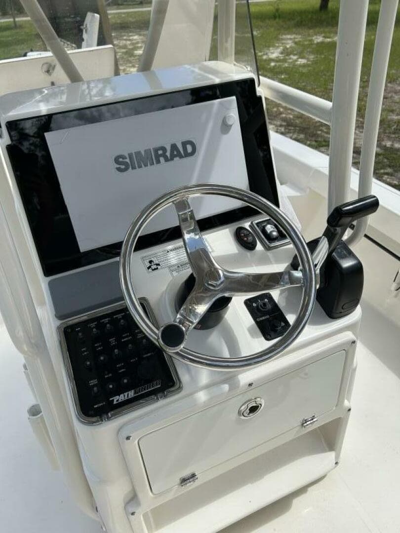 2017 Pathfinder 2200 TRS