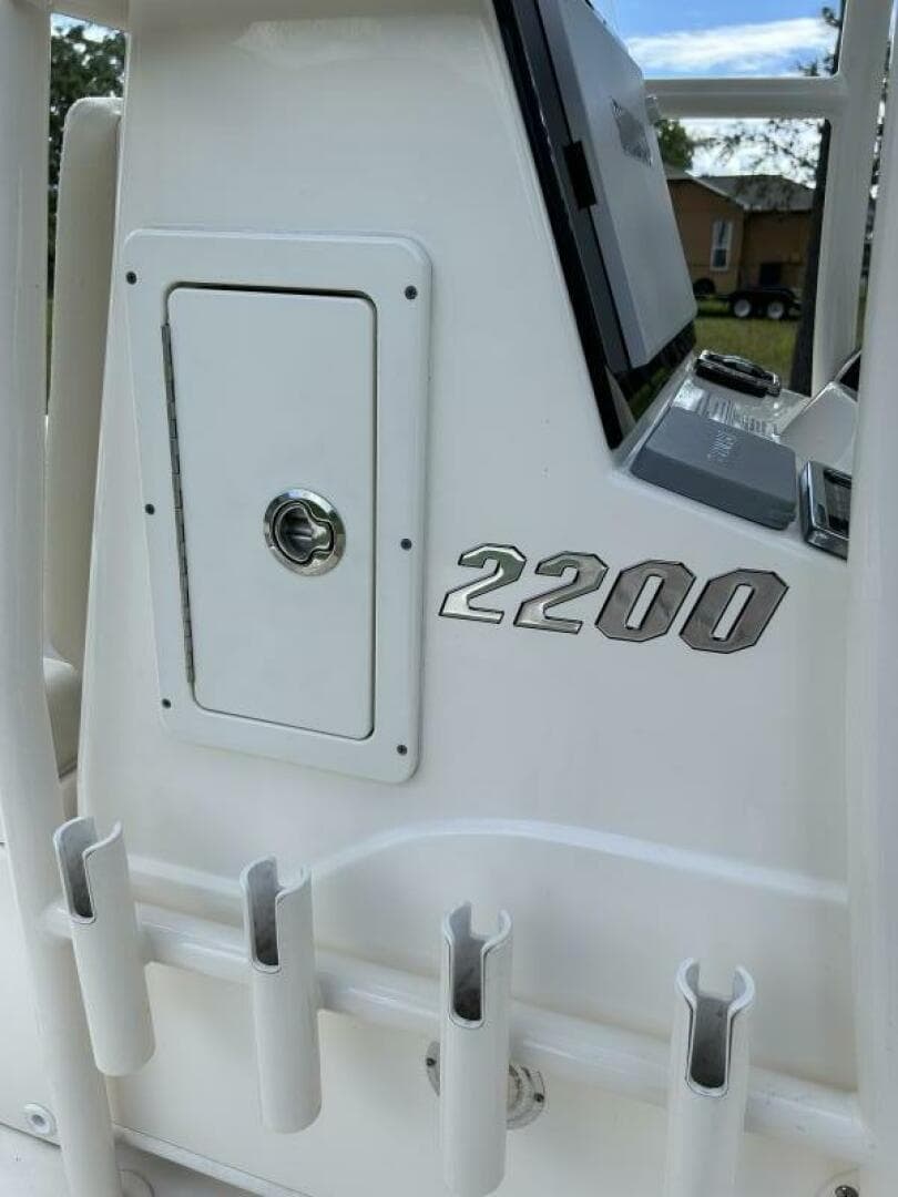 2017 Pathfinder 2200 TRS